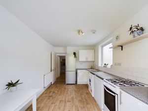 kitchen - click for photo gallery